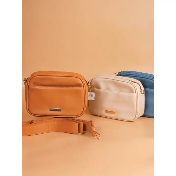 0125-BAG-LTHR-CRSBDY-IBZA